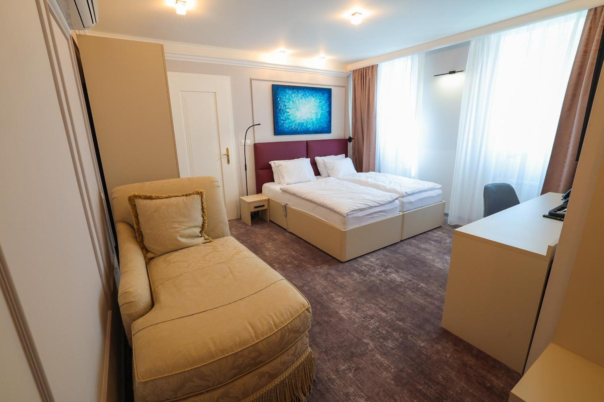 Boutique Hotel Ambiente ****+ Karlovy Vary Eksteriør bilde