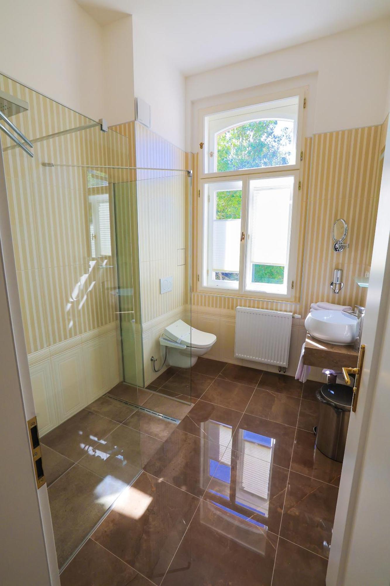 Boutique Hotel Ambiente ****+ Karlovy Vary Eksteriør bilde