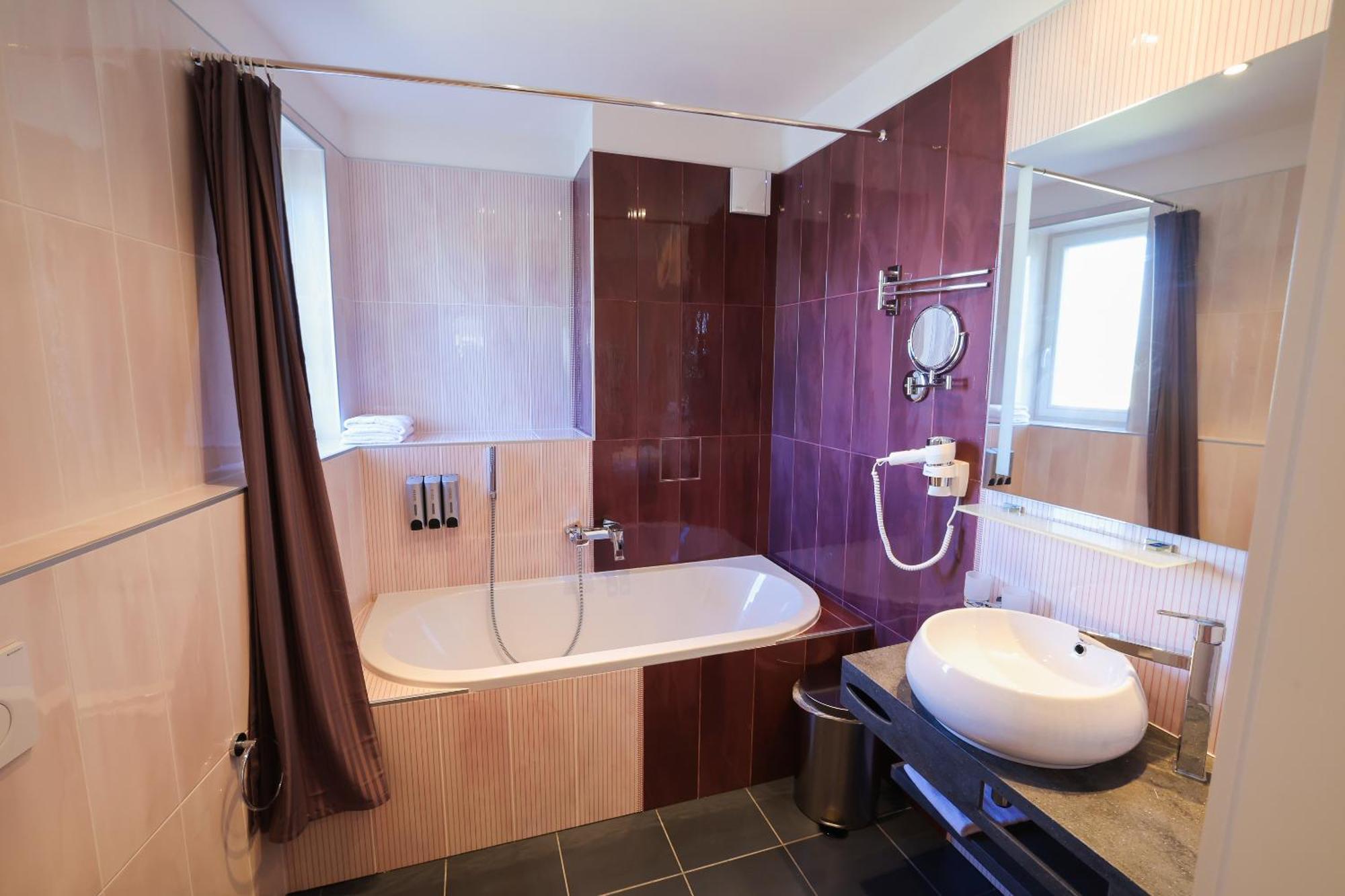 Boutique Hotel Ambiente ****+ Karlovy Vary Eksteriør bilde