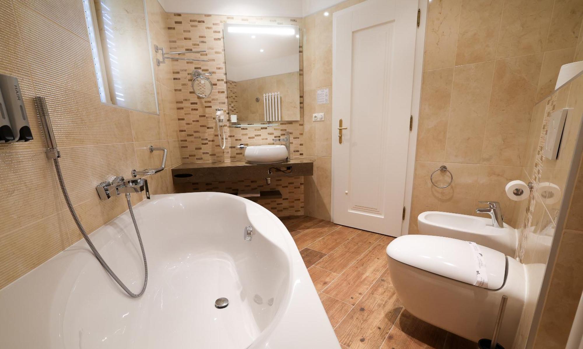 Boutique Hotel Ambiente ****+ Karlovy Vary Eksteriør bilde
