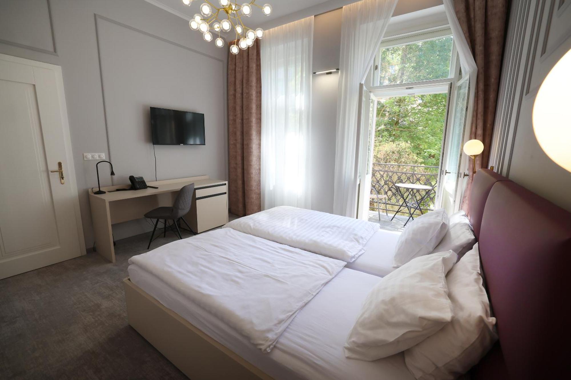 Boutique Hotel Ambiente ****+ Karlovy Vary Eksteriør bilde